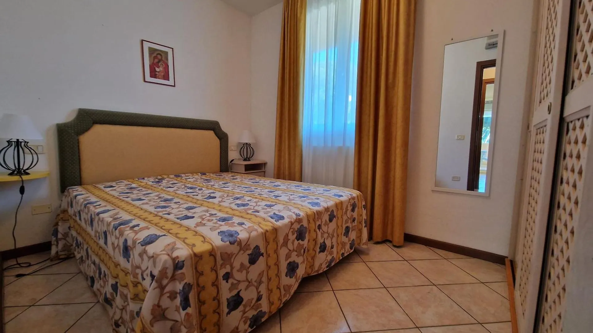 Rex Lo Scoglietto Nuova Gestione Aparthotel Punta Ala